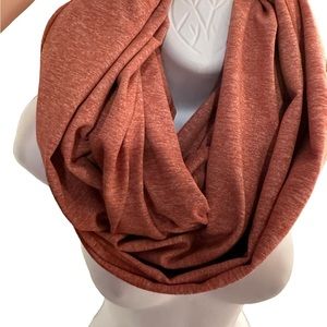Lululemon Vinyasa customizable wrap in heathered coral